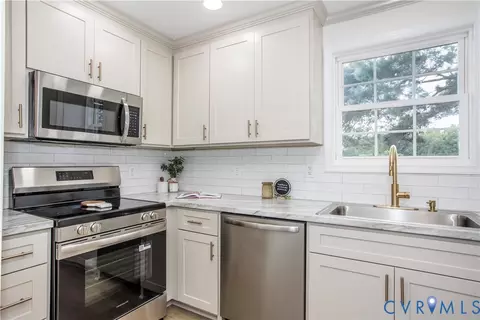 Kitchen - 14734 Halifax Rd, Carson, VA 23830 photo 2 of 2