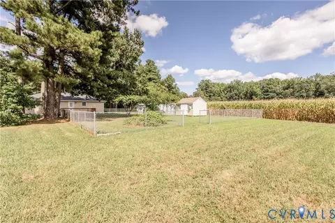 Exterior - 14734 Halifax Rd, Carson, VA 23830 photo 5 of 8