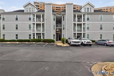 2308 Beach Haven Dr #102, Virginia Beach, VA 23451