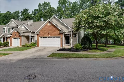 1565 Providence Knoll Dr, Richmond, VA 23236