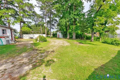 Exterior - 889 W Main St, Smithfield, VA 23430 photo 13 of 13