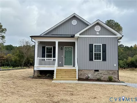 7953 Pennsylvania Ave, West Point, VA 23181