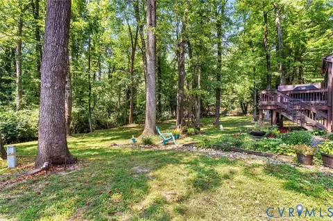 Exterior - 11814 N Briar Patch Dr, Midlothian, VA 23113 photo 4 of 5