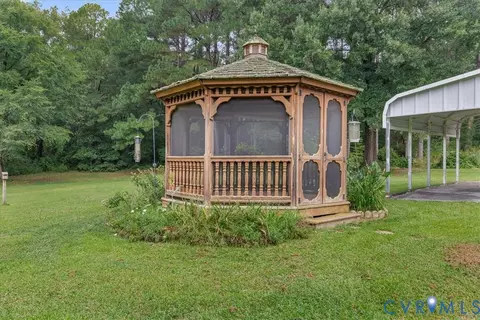 6626 Claiborne Rd, Sutherland, VA 23885 photo 4
