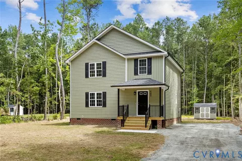 4206 Mattaponi Ave, West Point, VA 23181