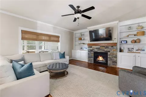 Living - 3230 Canford Loop, Midlothian, VA 23112 photo 1 of 2