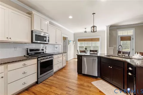 Kitchen - 3230 Canford Loop, Midlothian, VA 23112 photo 4 of 4