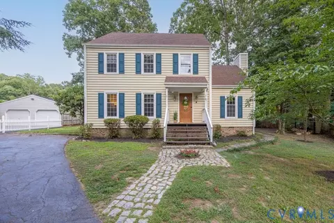 12200 Mckenna Ct, Midlothian, VA 23112
