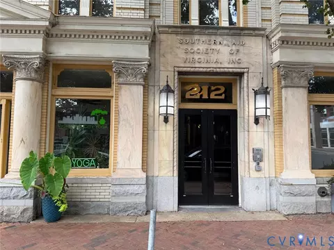 212 E Clay St #UB1, Richmond, VA 23219