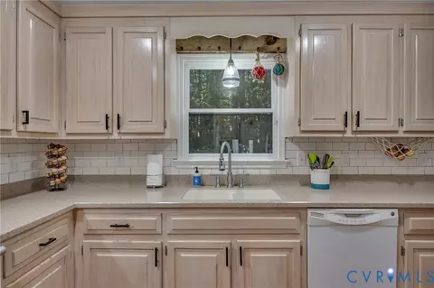4752 Fleming Rd, Louisa, VA 23093 photo 11
