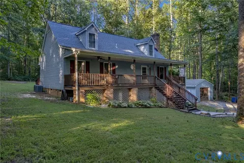 4752 Fleming Rd, Louisa, VA 23093 photo 2