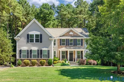 10032 Meadow Pond Dr, Mechanicsville, VA 23116