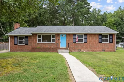 213 Meroyn Dr, Sandston, VA 23150