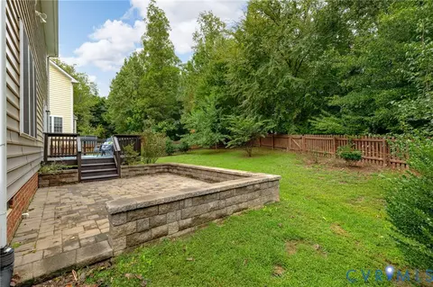 Exterior - 14618 Windjammer Dr, Midlothian, VA 23112 photo 2 of 7