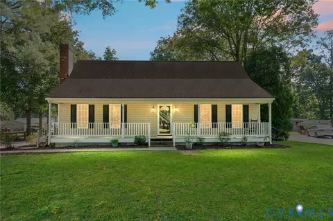 7847 Timber Dr, Quinton, VA 23141