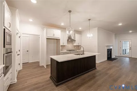 16413 Creekstone Point Ave, Moseley, VA 23120