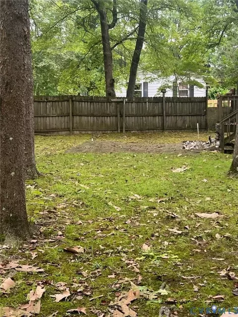 7945 Crab Thicket Rd, Gloucester, VA 23061 photo 3