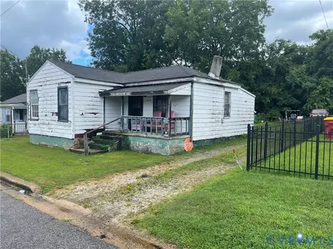 1232 Commerce St, Petersburg, VA 23803