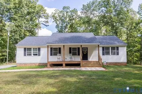 4939 Shannon Hill Rd, Kents Store, VA 23084
