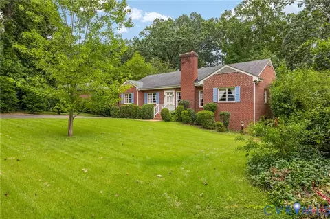 8813 Waxford Rd, Richmond, VA 23235