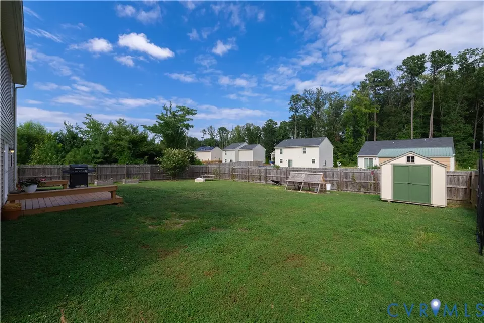Exterior - 5505 Noble Ave, Richmond, VA 23227 photo 6 of 9