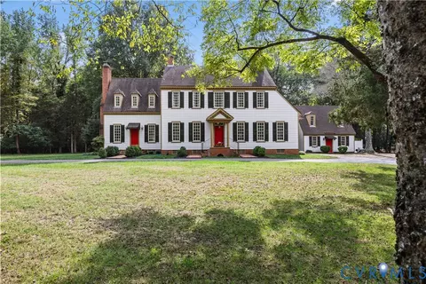 6701 Greenyard Rd, Chester, VA 23831