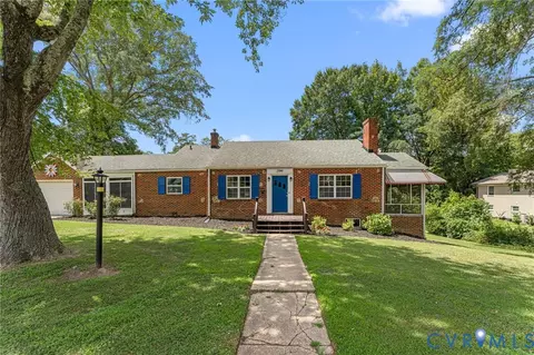 206 Crescent Ave, Hopewell, VA 23860