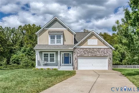 11224 Hill Ridge Ct, Ashland, VA 23005