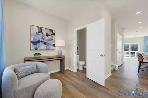 Entry Way - 6119 Primrose Path Rd, Richmond, VA 23224 photo 5 of 6