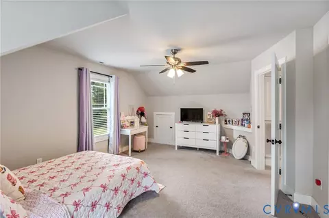 Bedroom - 511 5th St, Blackstone, VA 23824 photo 5 of 7
