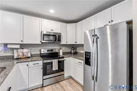 Kitchen - 511 5th St, Blackstone, VA 23824 photo 2 of 2