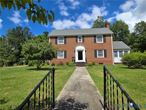 204 Fayette St, Farmville, VA 23901