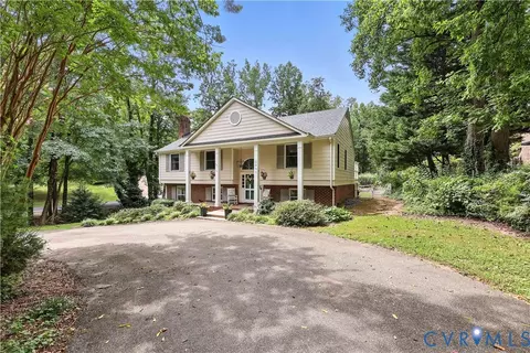 3200 Scherer Dr, North Chesterfield, VA 23235