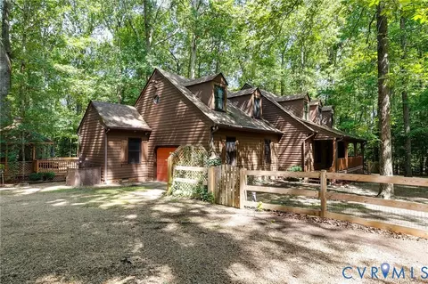 7520 Airport Rd, Quinton, VA 23141