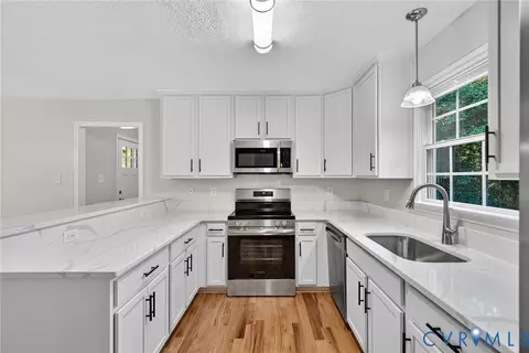 92 Eula Ct, Aylett, VA 23009 photo 9