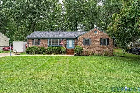 9355 Ashking Dr, Mechanicsville, VA 23116