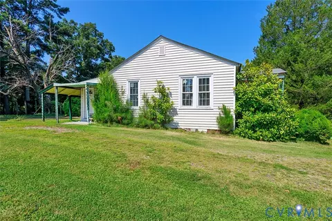 Exterior - 298 Colonial Trl, Surry, VA 23883 photo 1 of 4
