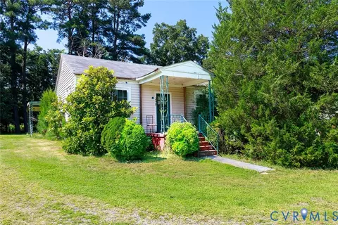 298 Colonial Trl, Surry, VA 23883