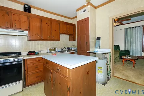 Kitchen - 298 Colonial Trl, Surry, VA 23883 photo 2 of 2
