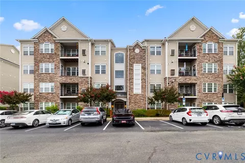 900 Westwood Village Way #301, Midlothian, VA 23114