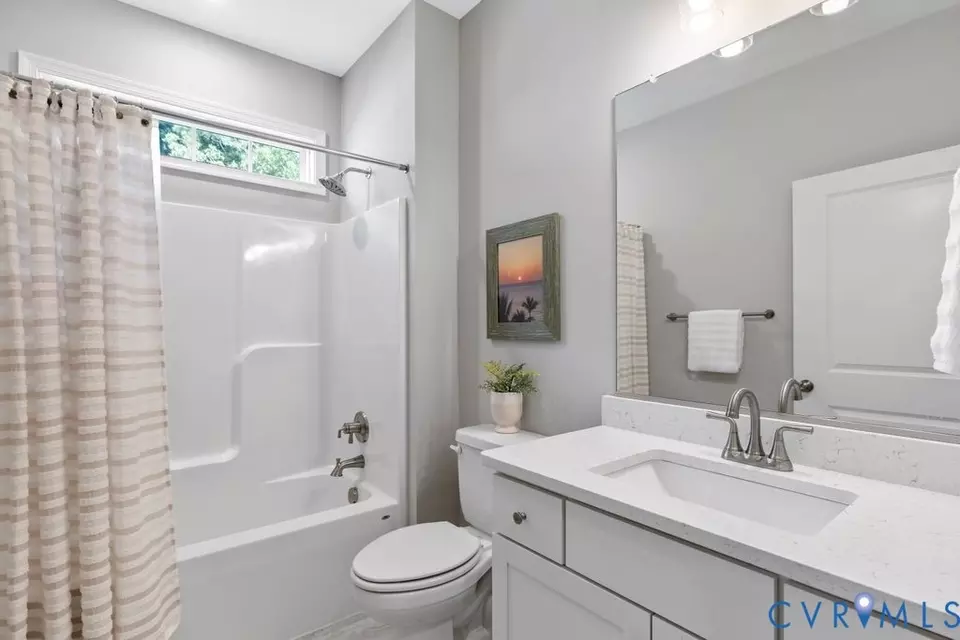 Bath - 17100 Melbrook Ct, Moseley, VA 23120 photo 2 of 5