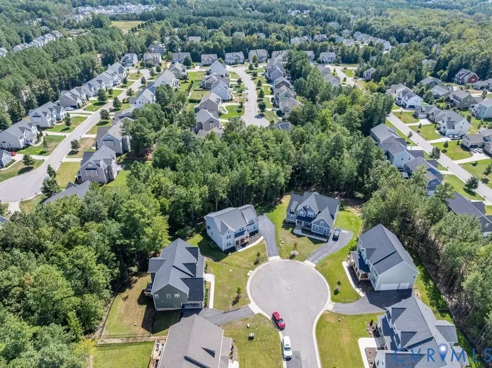 View/Area - 17100 Melbrook Ct, Moseley, VA 23120 photo 5 of 6