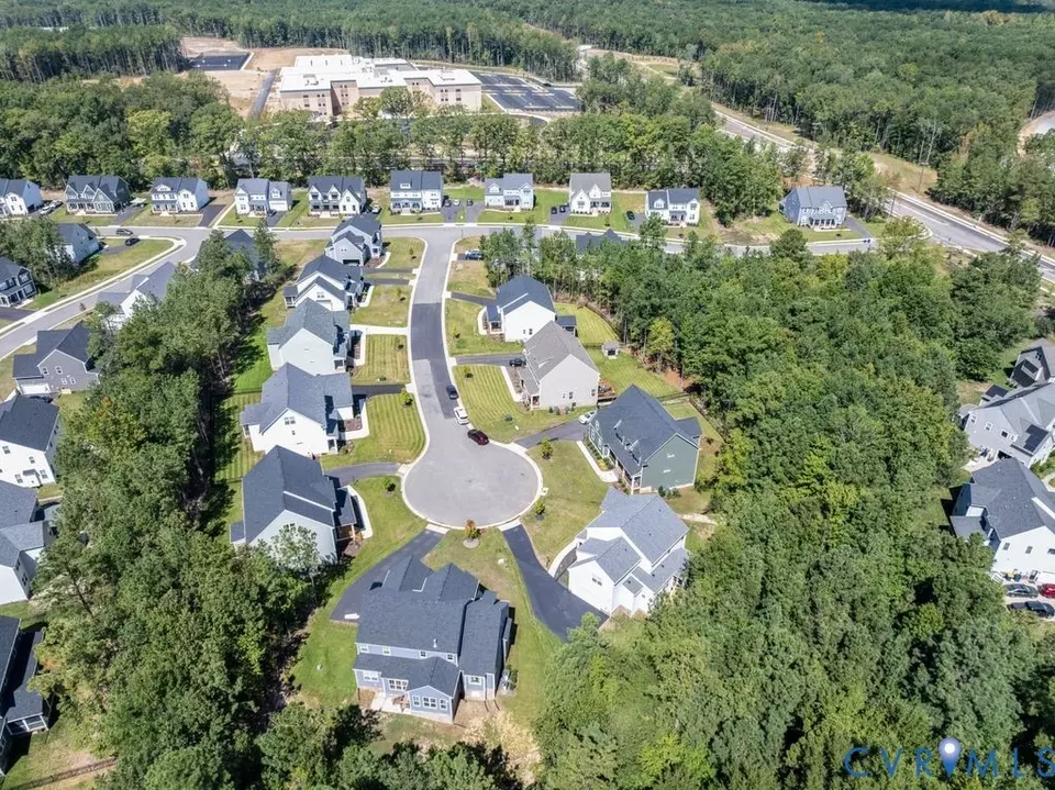 View/Area - 17100 Melbrook Ct, Moseley, VA 23120 photo 6 of 6