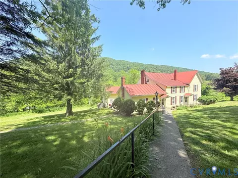 Exterior - 12509 Sam Snead Hwy, Warm Springs, VA 24484 photo 1 of 8