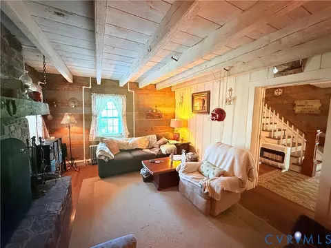 Living - 12509 Sam Snead Hwy, Warm Springs, VA 24484 photo 1 of 6
