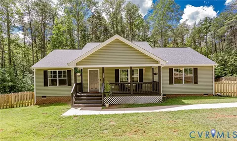 272 Freestyle Ln, Mineral, VA 23117