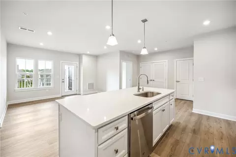 15801 Hallowell Rdg #304, Moseley, VA 23120
