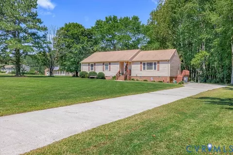 2804 Deer Run Dr, South Prince George, VA 23805