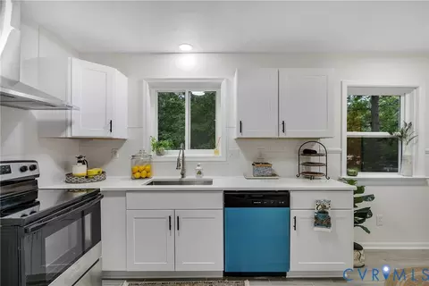 1106 Duckbill Ct, Midlothian, VA 23113 photo 8
