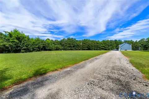 10117 Tranquility Ln, Sutherland, VA 23885